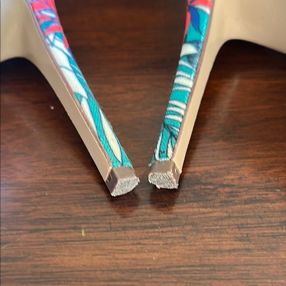 Jessica Simpson size 6, Floral Print Women's Stiletto Heels - Picture 10 of 16